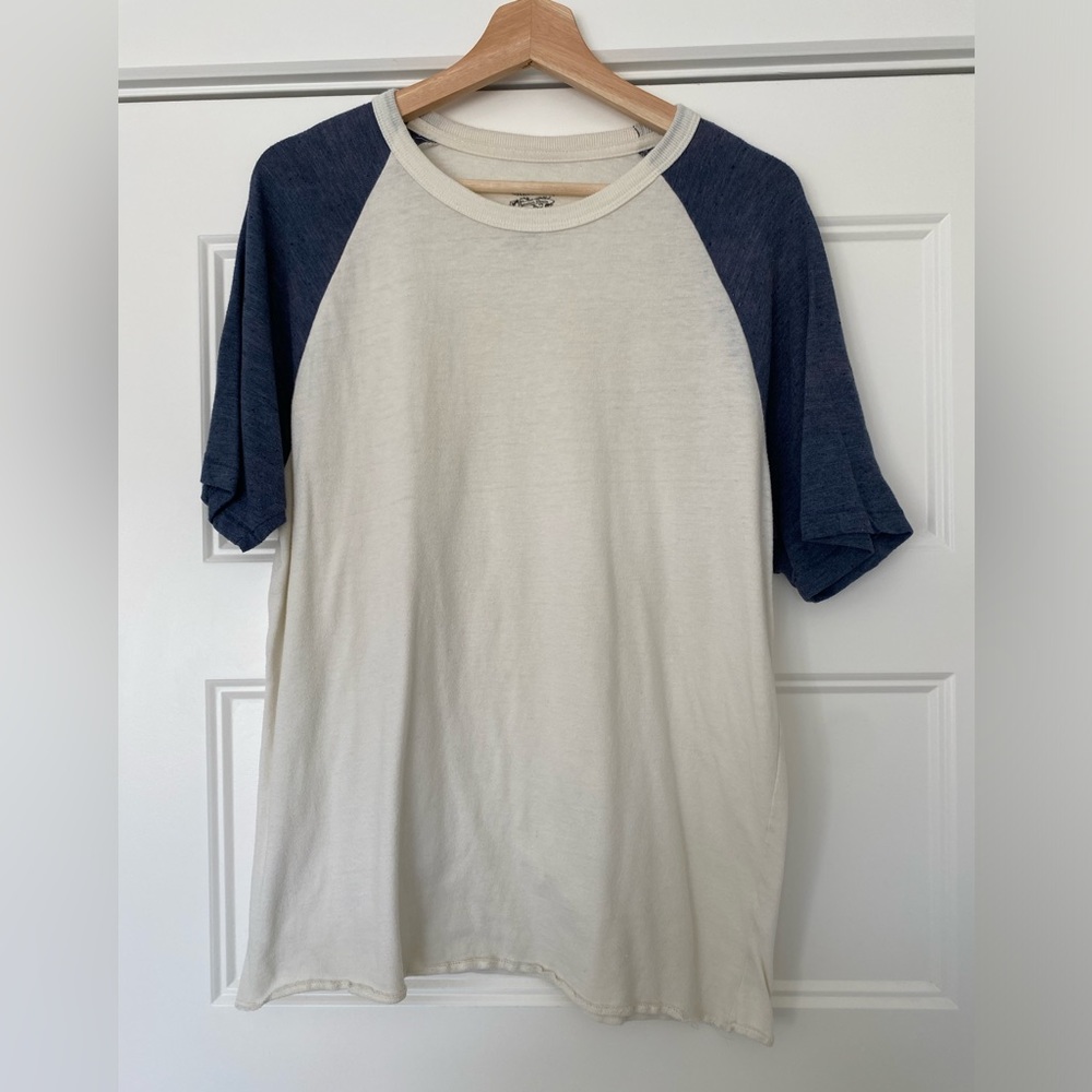 Daniel Cremieux Size Large T-Shirt